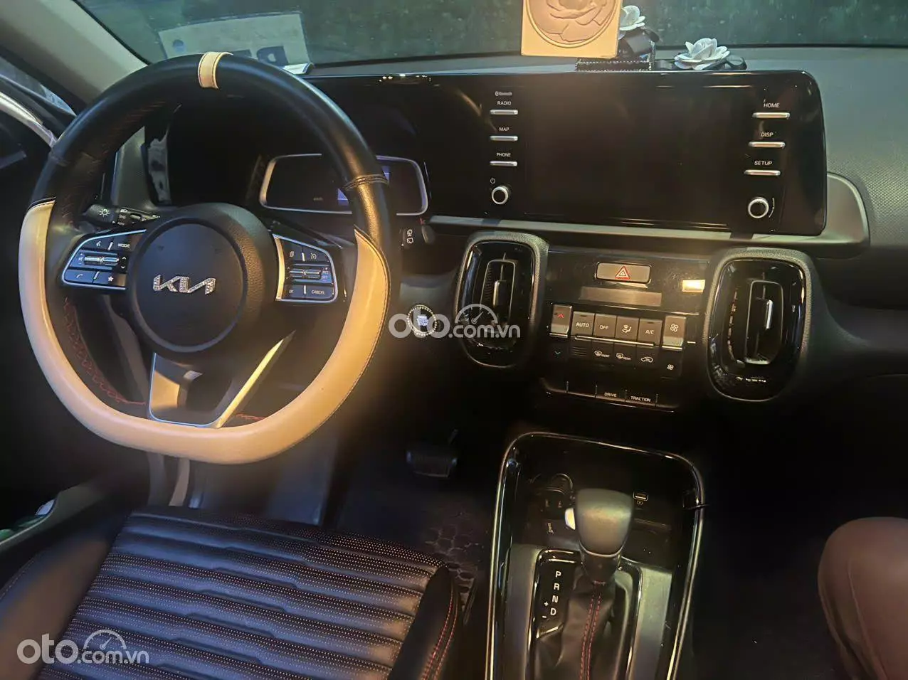 2023 Kia Sonet 1.5 Luxury
