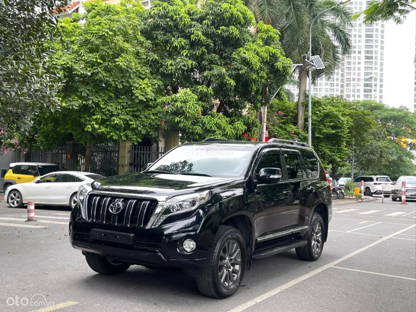 2016 Toyota Land Cruiser Prado TX-L - Image 1