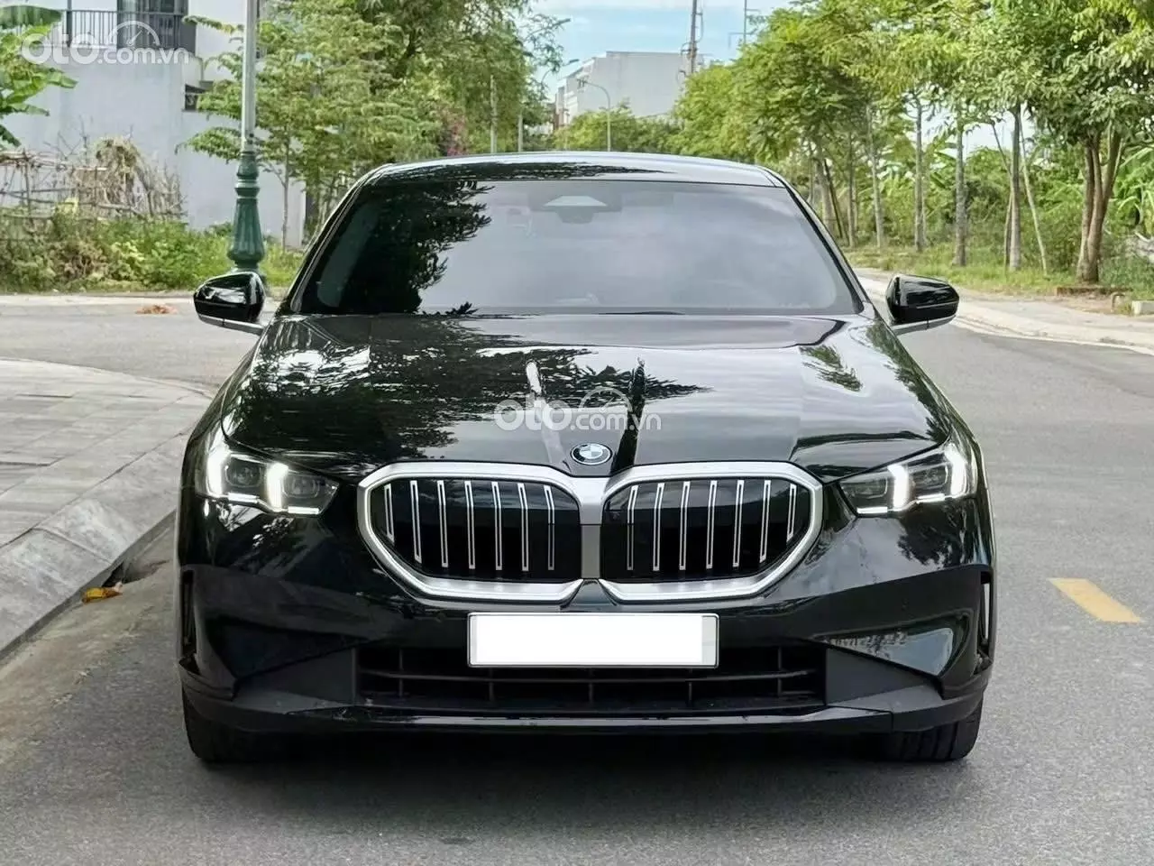 2025 BMW 520i