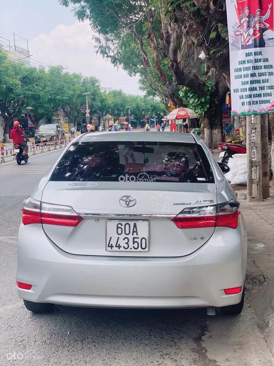 2017 Toyota Corolla Altis 1.8G CVT - ảnh nhỏ 5