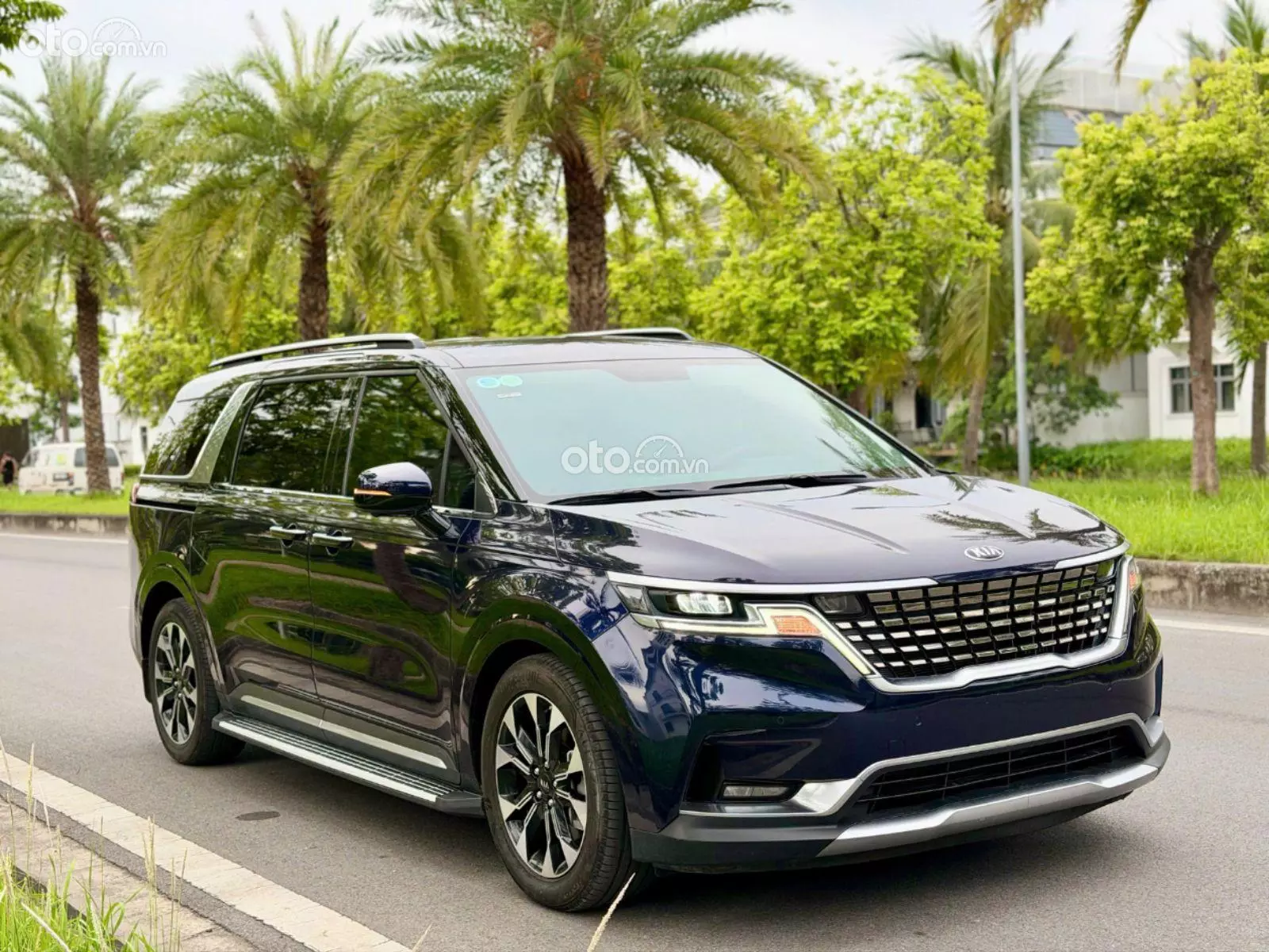 2021 Kia Carnival 2.2D Premium - ảnh nhỏ 4