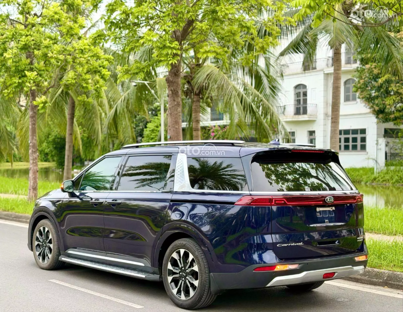 2021 Kia Carnival 2.2D Premium - ảnh nhỏ 9