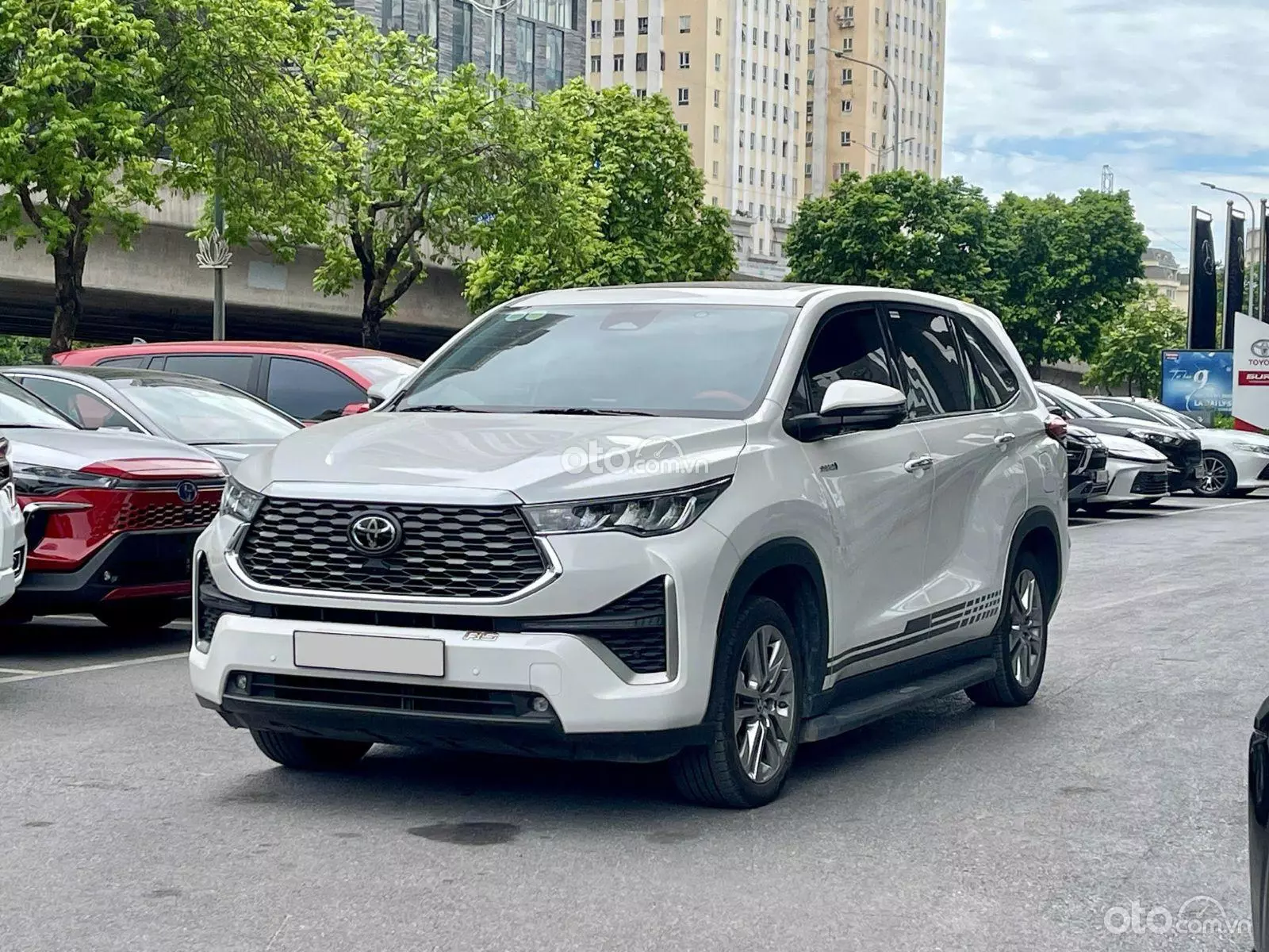 2025 Toyota Innova Cross Hybrid