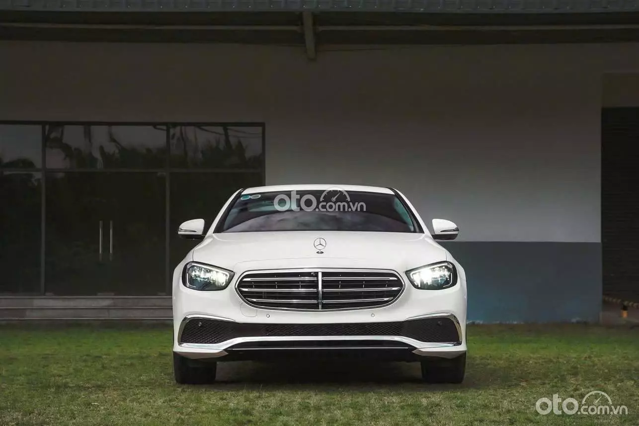 2022 Mercedes-Benz E200 Exclusive