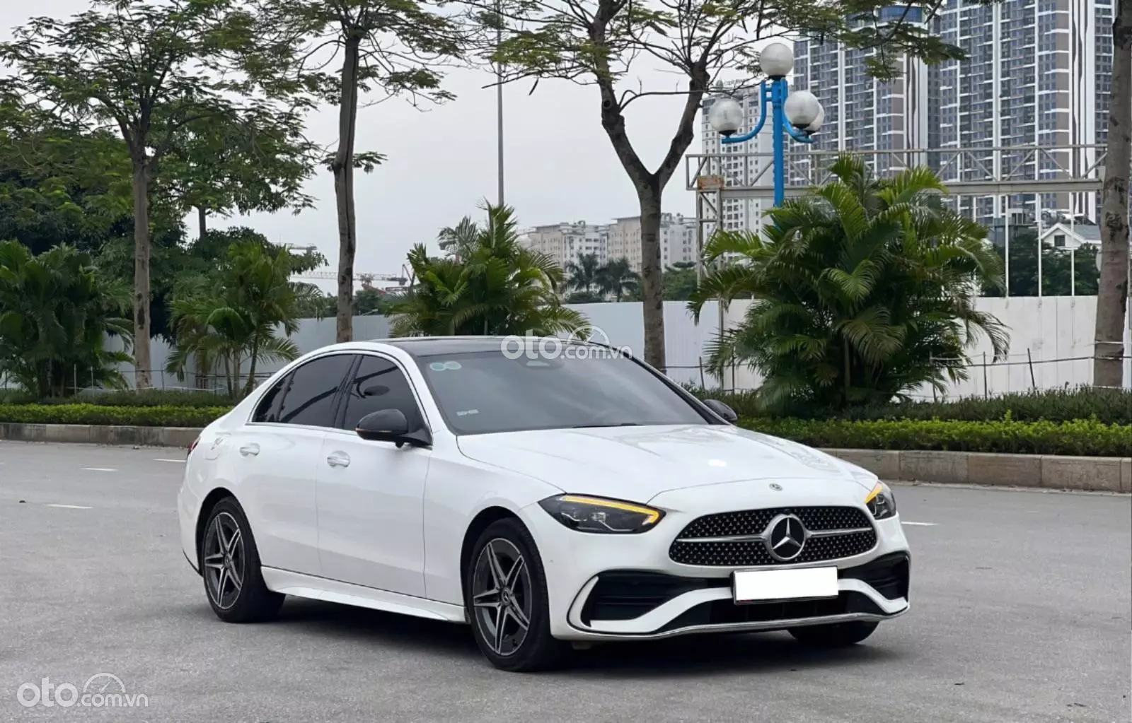 2022 Mercedes-Benz C200 Avantgarde Plus