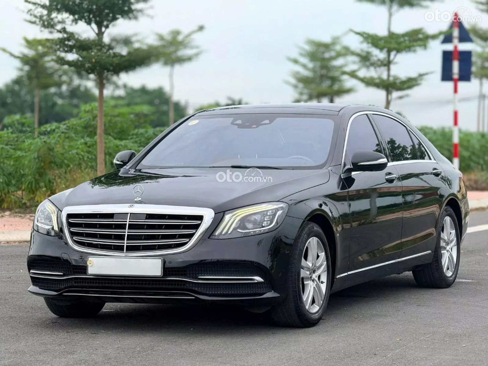 2017 Mercedes-Benz S450 4Matic