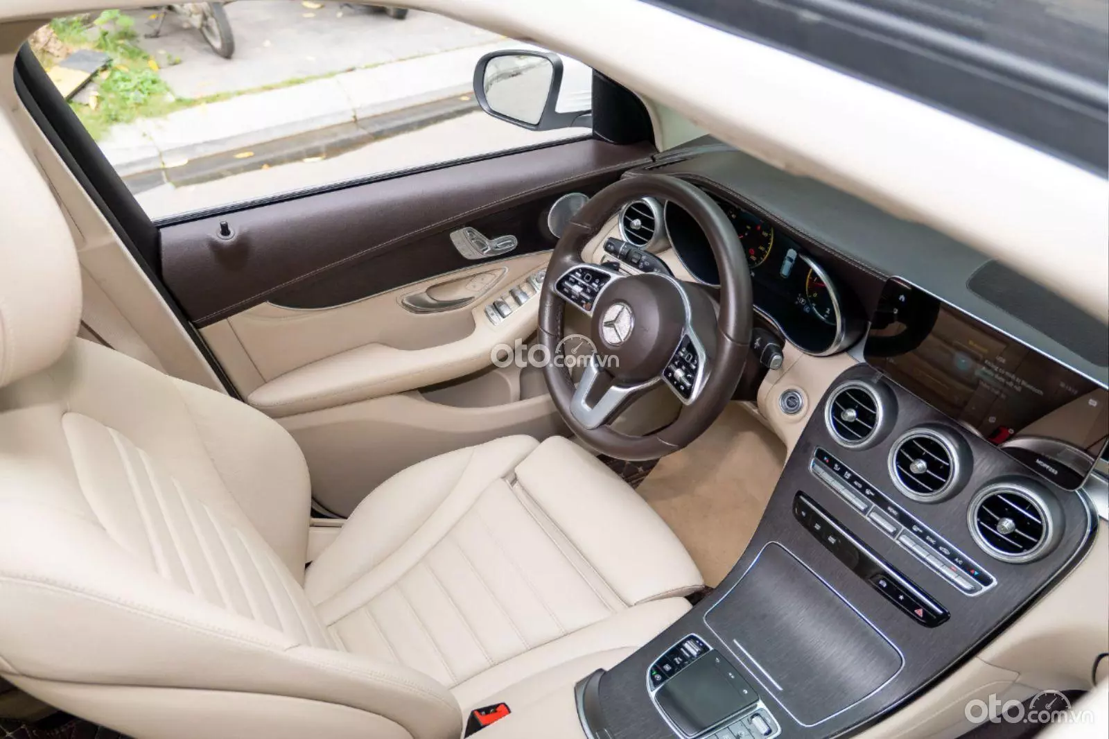 2020 Mercedes-Benz GLC 300 4Matic - ảnh nhỏ 10