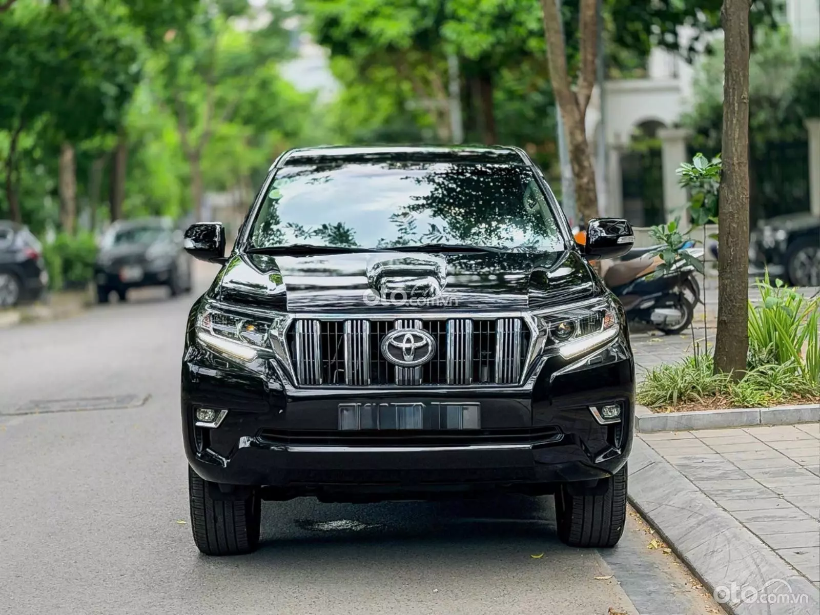 2019 Toyota Land Cruiser Prado VX