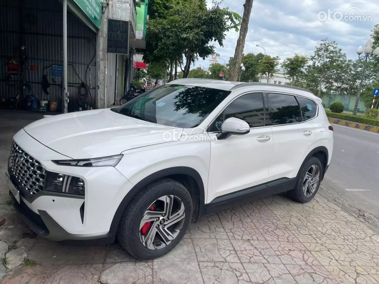 2022 Hyundai Santa Fe 2.4L Xăng Tiêu chuẩn