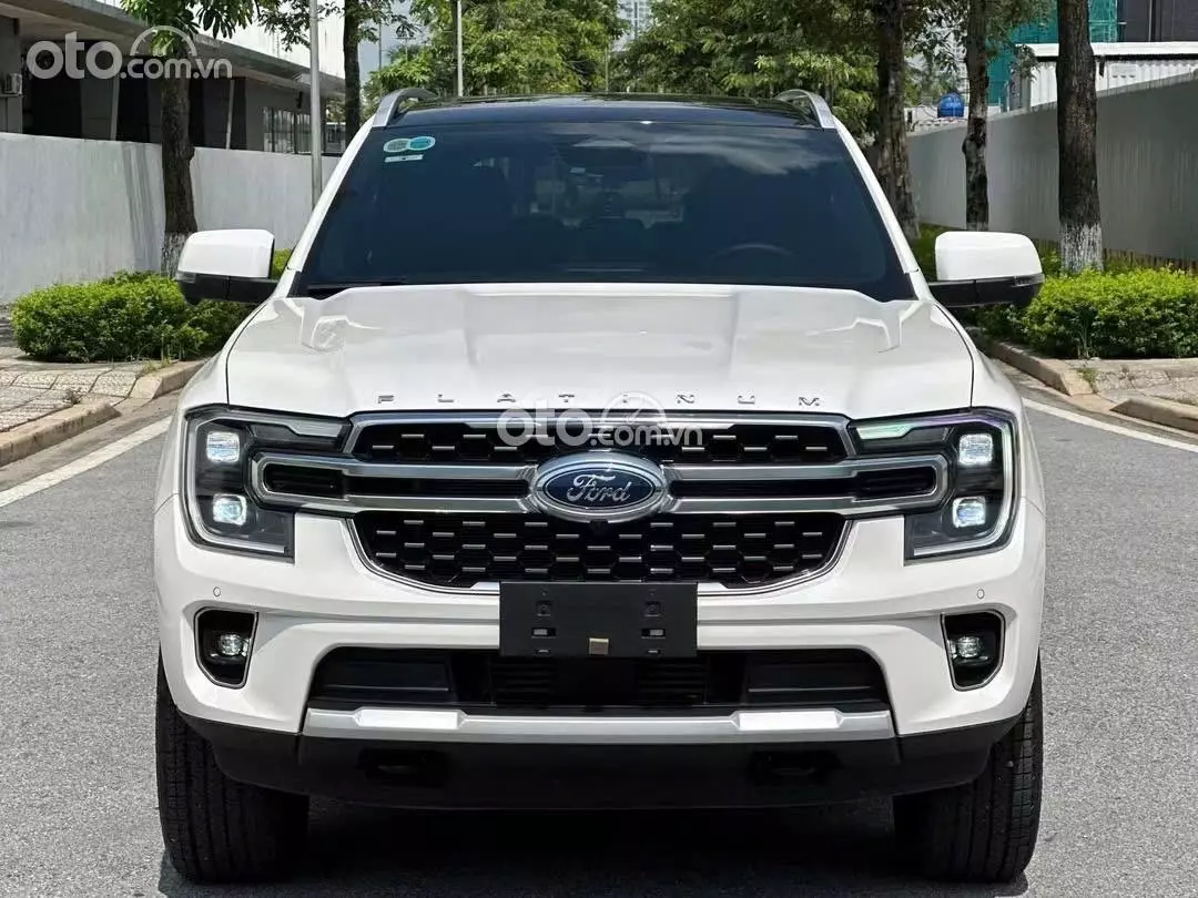 2025 Ford Everest Platinum 2.0L 4x4 AT