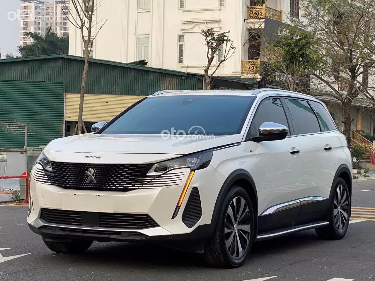 2022 Peugeot 5008 GT