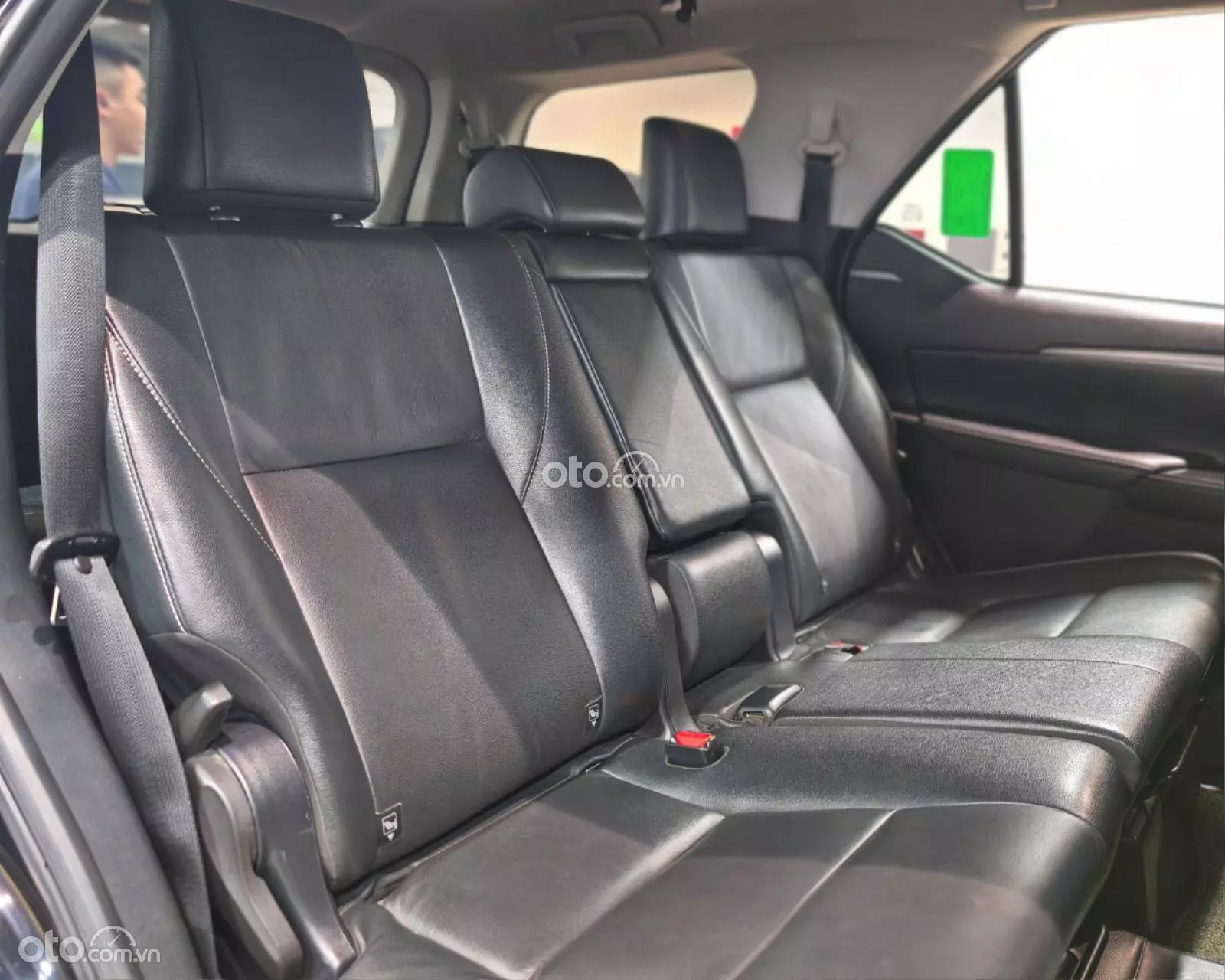 2022 Toyota Fortuner 2.4 AT 4x2 Legender - ảnh nhỏ 12