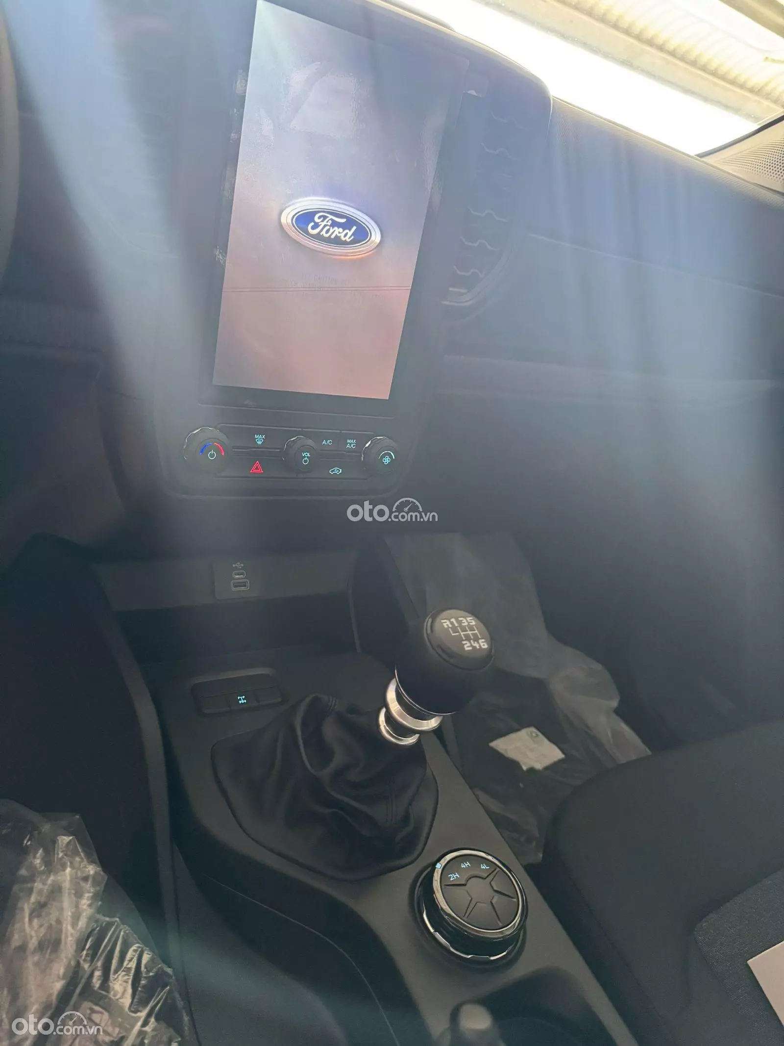 2025 Ford Ranger XLS 2.0L 4x2 AT - ảnh nhỏ 4
