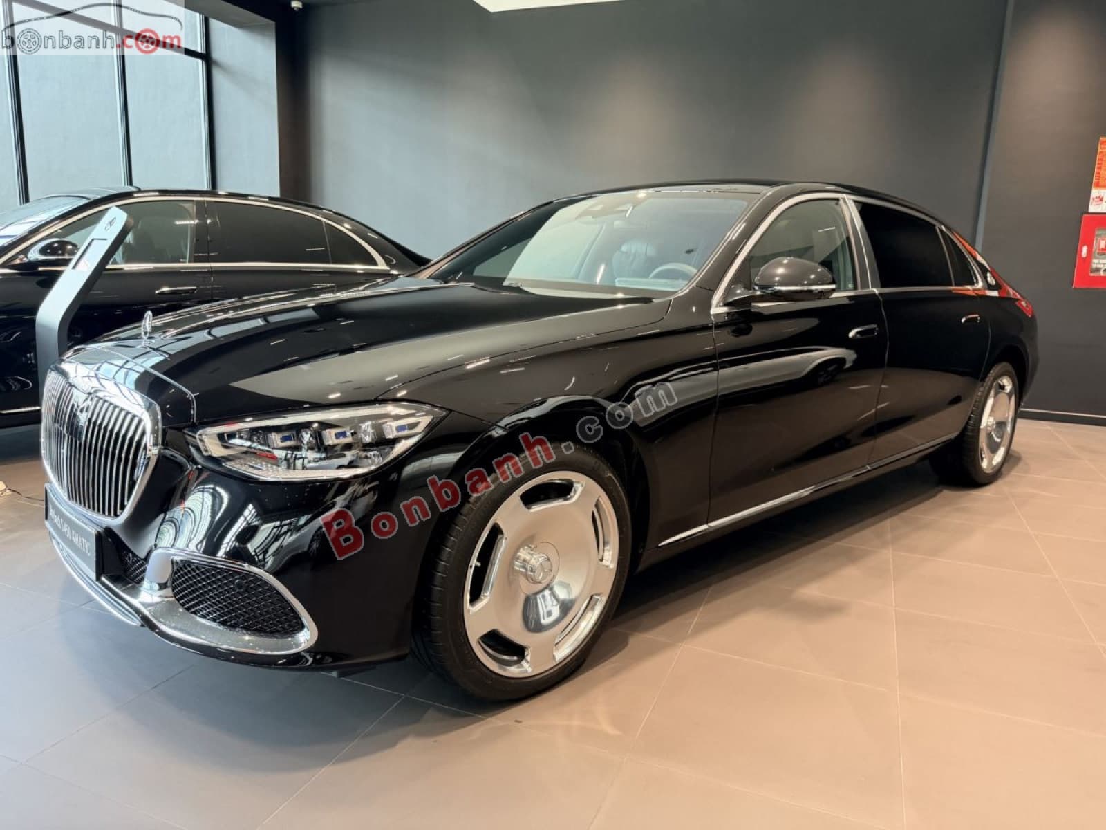 2025 Mercedes-Benz S class S450 4Matic Maybach
