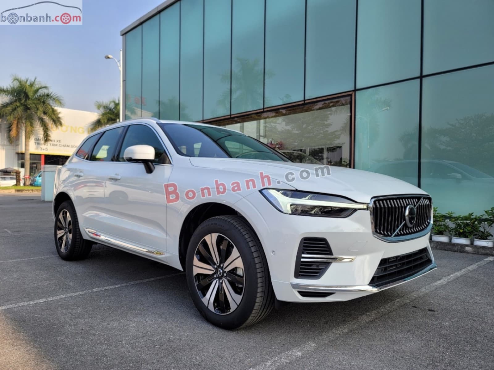 2025 Volvo XC60 Recharge Ultimate T8 AWD