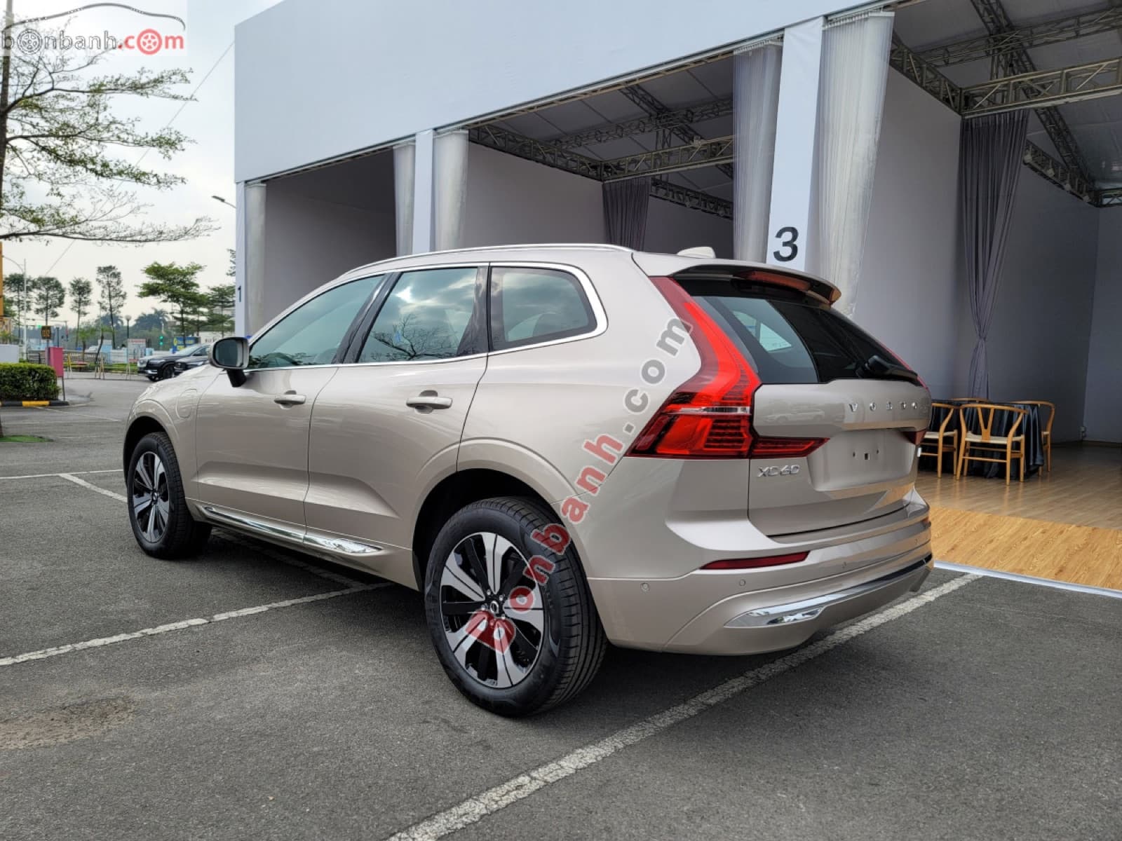 2025 Volvo XC60 Recharge Ultimate T8 AWD - ảnh nhỏ 4
