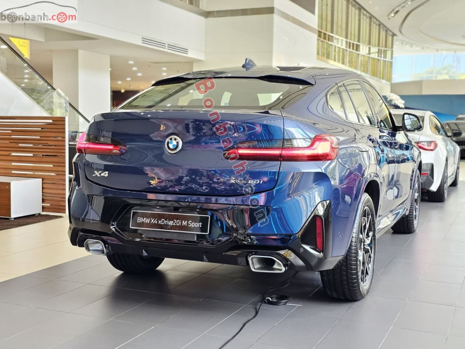 2023 BMW X4 xDrive20i M Sport - ảnh nhỏ 4