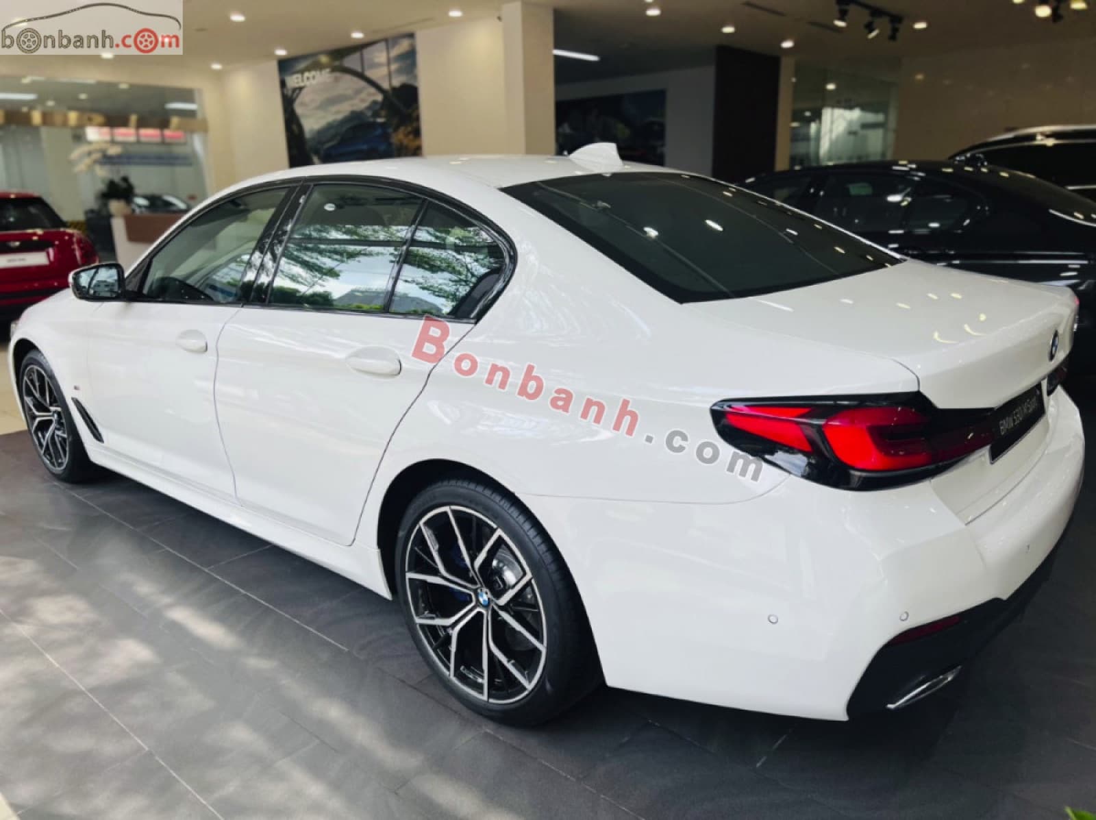 2022 BMW 5 Series 530i M Sport - ảnh nhỏ 3