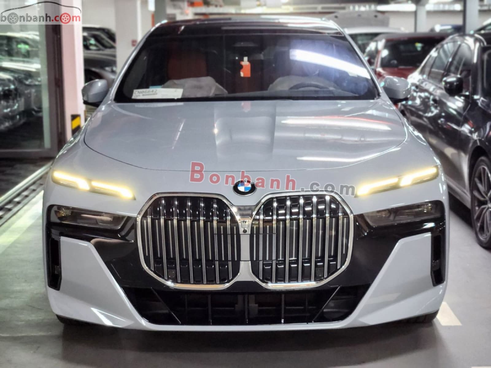 2025 BMW 7 Series 735i M Sport
