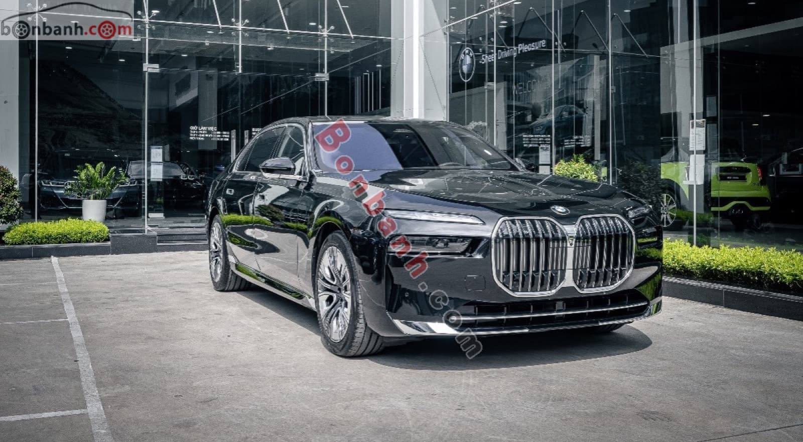 2024 BMW 7 Series 740i Pure Excellence