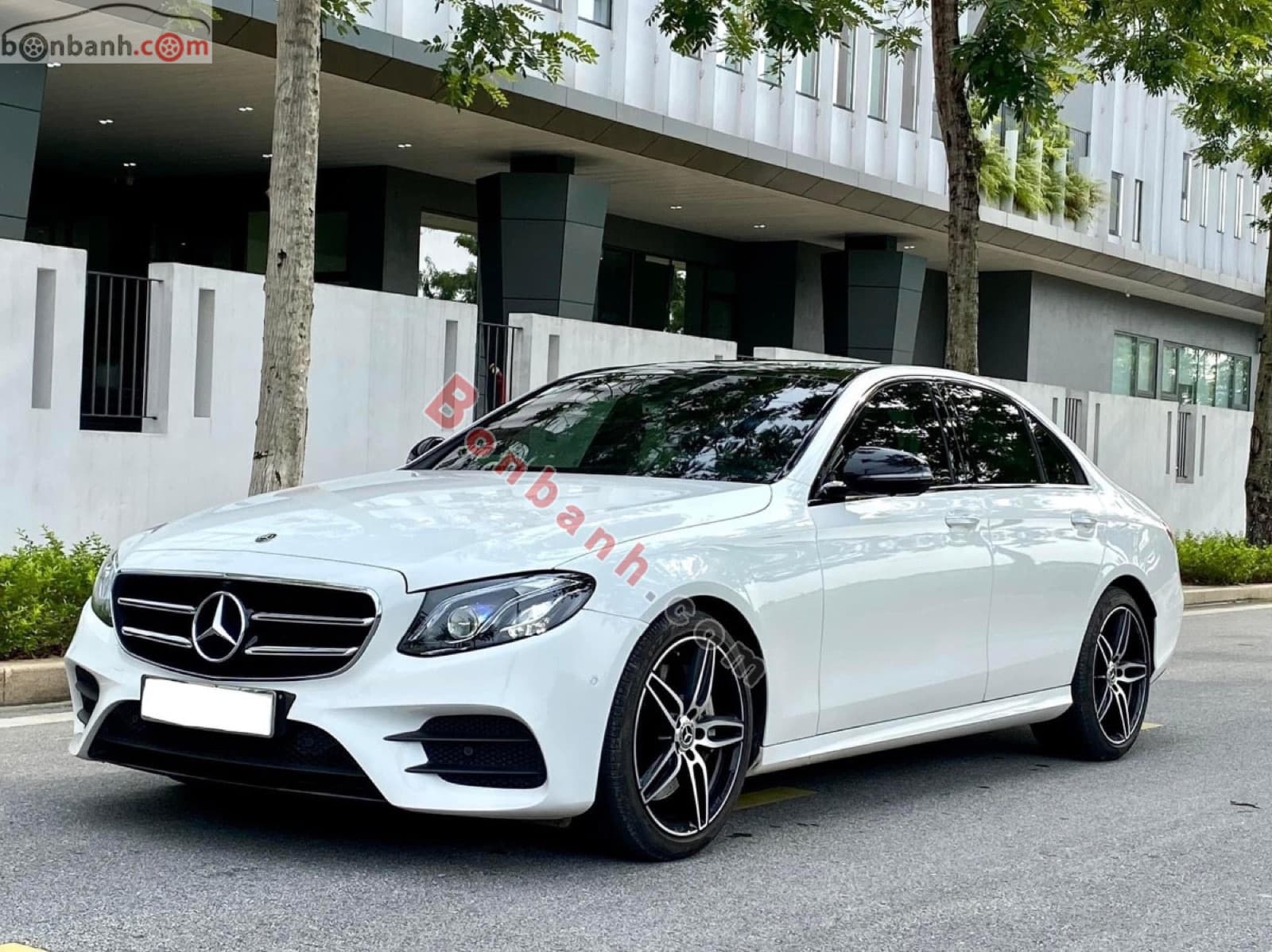2020 Mercedes-Benz E class E300 AMG - ảnh nhỏ 4