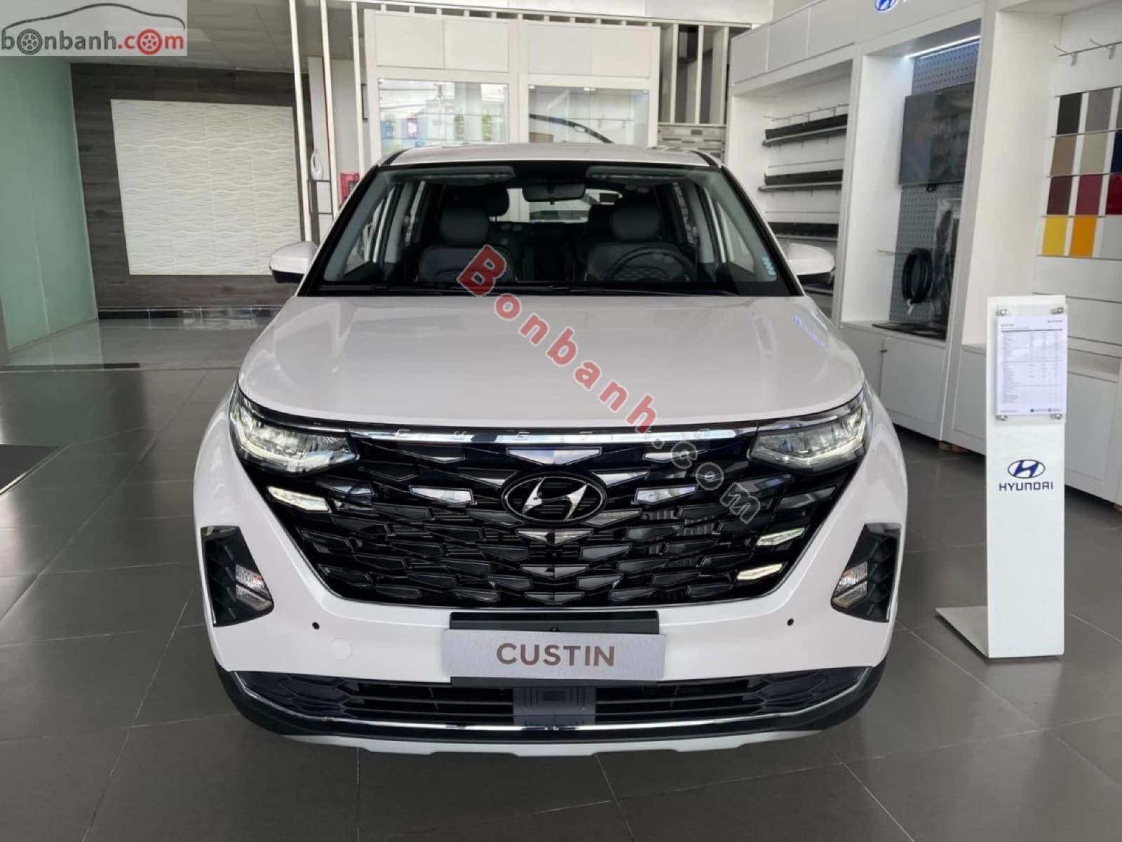 2026 Hyundai Custin Đặc Biệt 1.5T