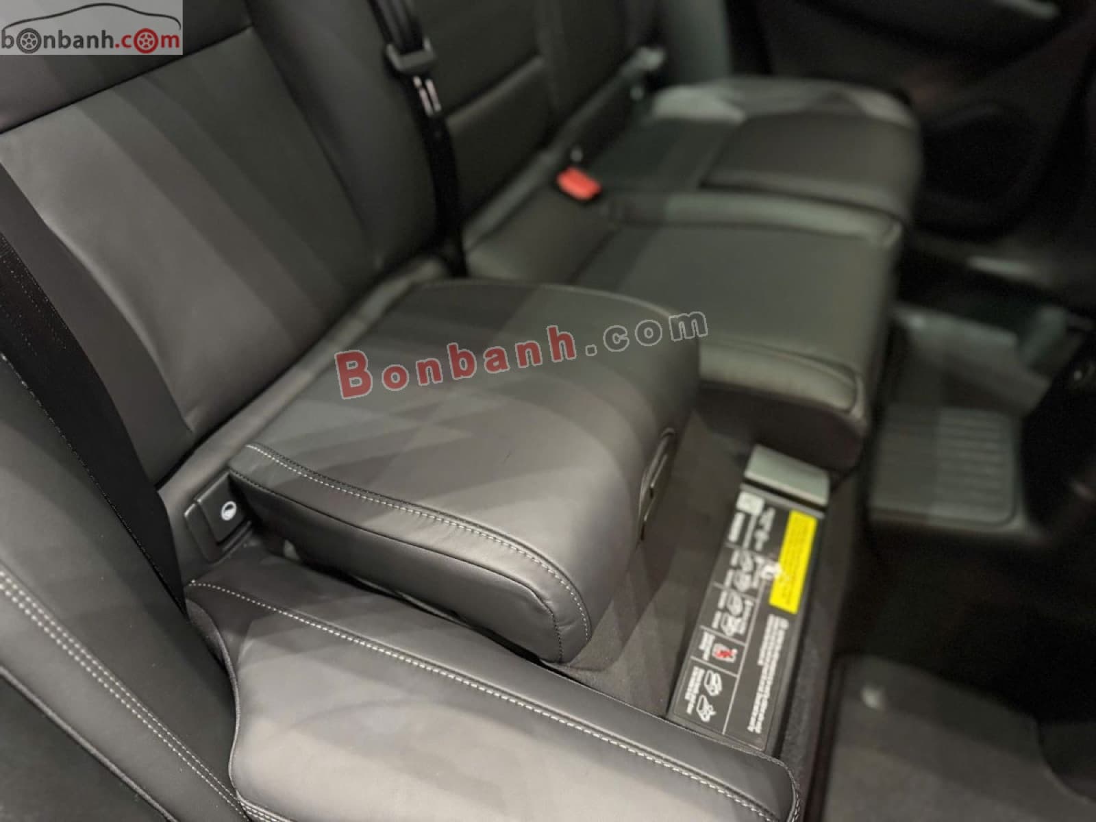2025 Volvo XC60 Plug-in Hybrid Ultra T8 AWD - ảnh nhỏ 9