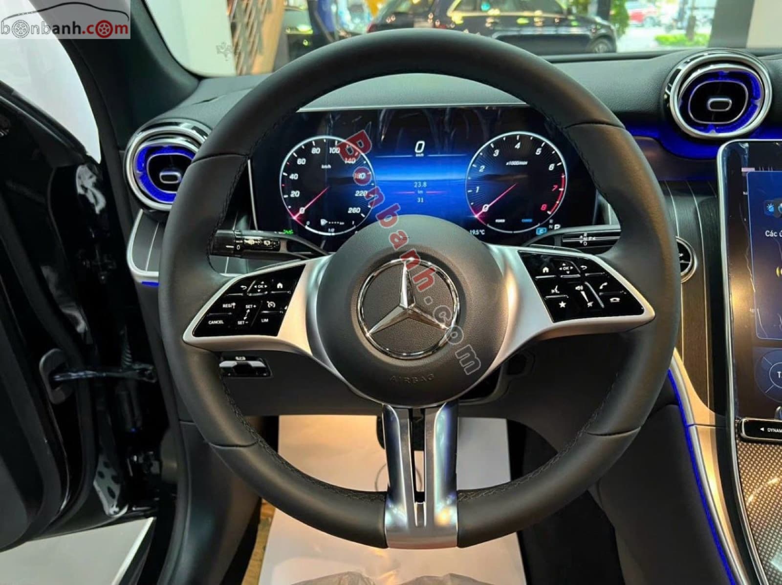 2025 Mercedes-Benz GLC 200 4Matic - ảnh nhỏ 9