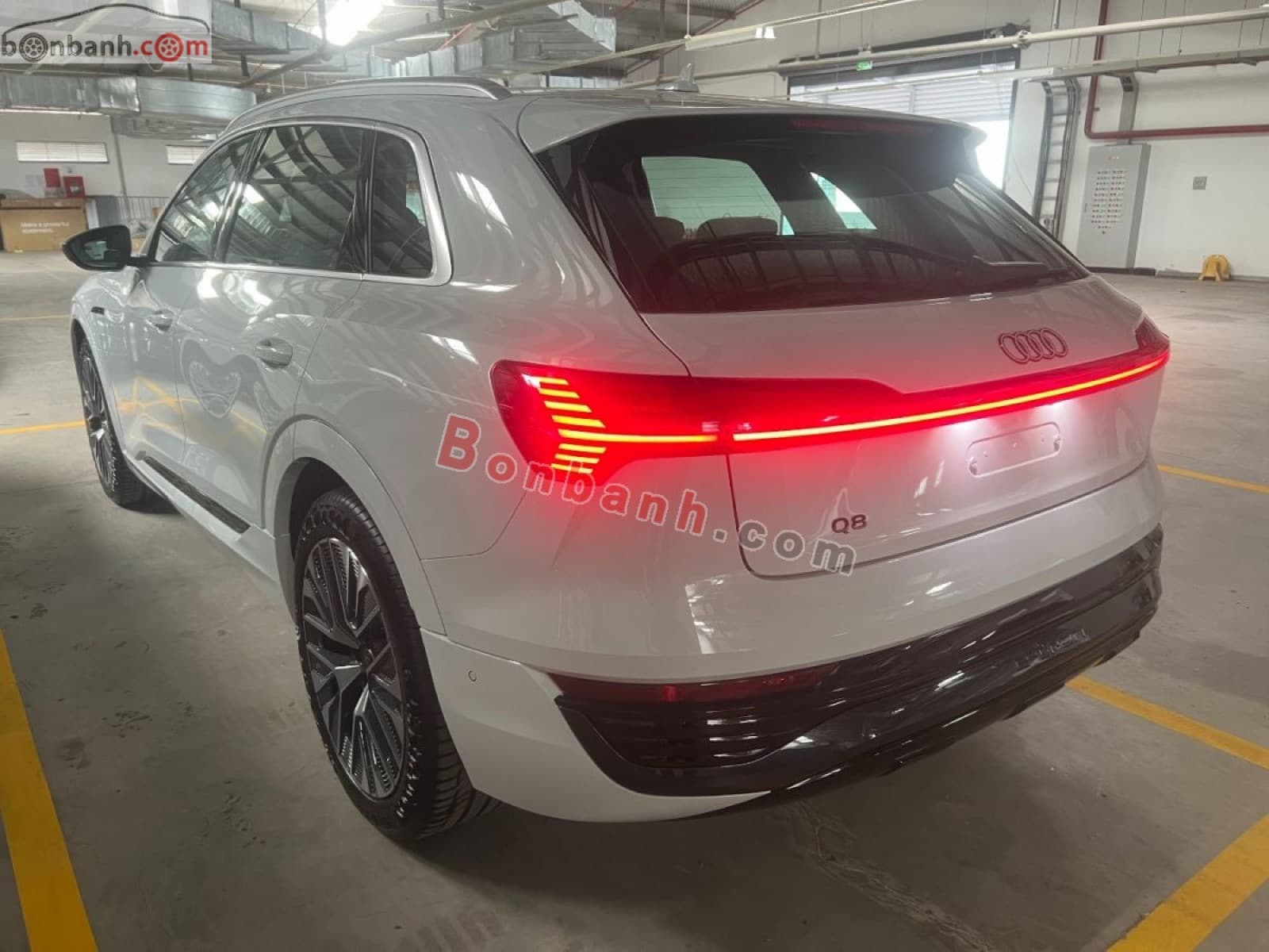 2025 Audi Q8 E-tron 55 Quattro Advanced - ảnh nhỏ 4