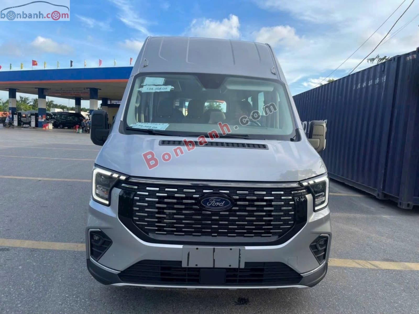 2026 Ford Transit Premium+