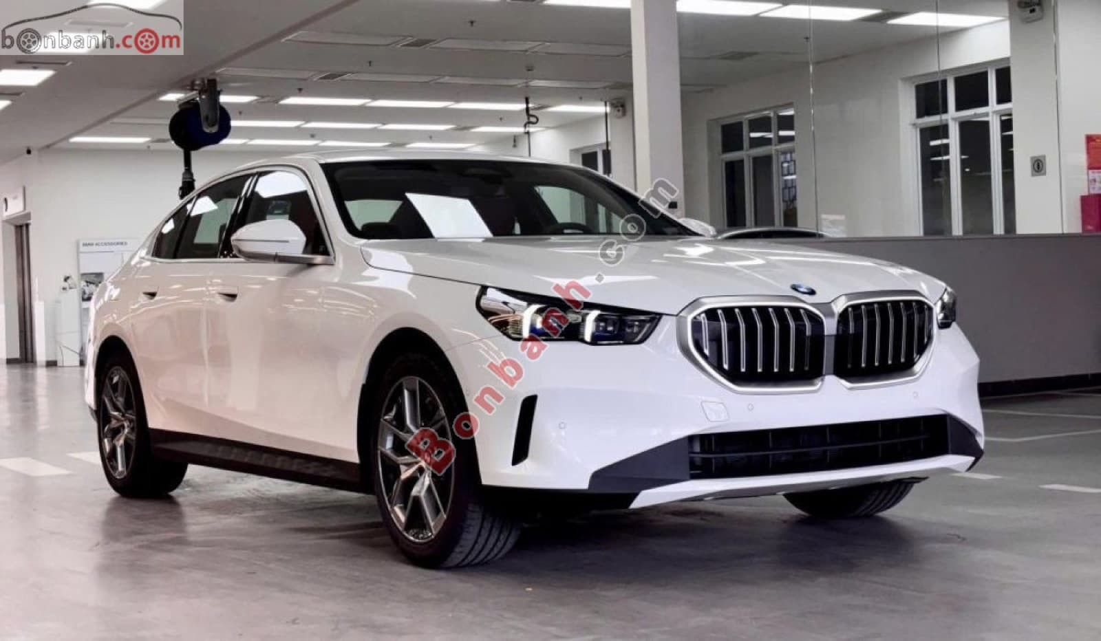 2026 BMW 5 Series 520i Premium