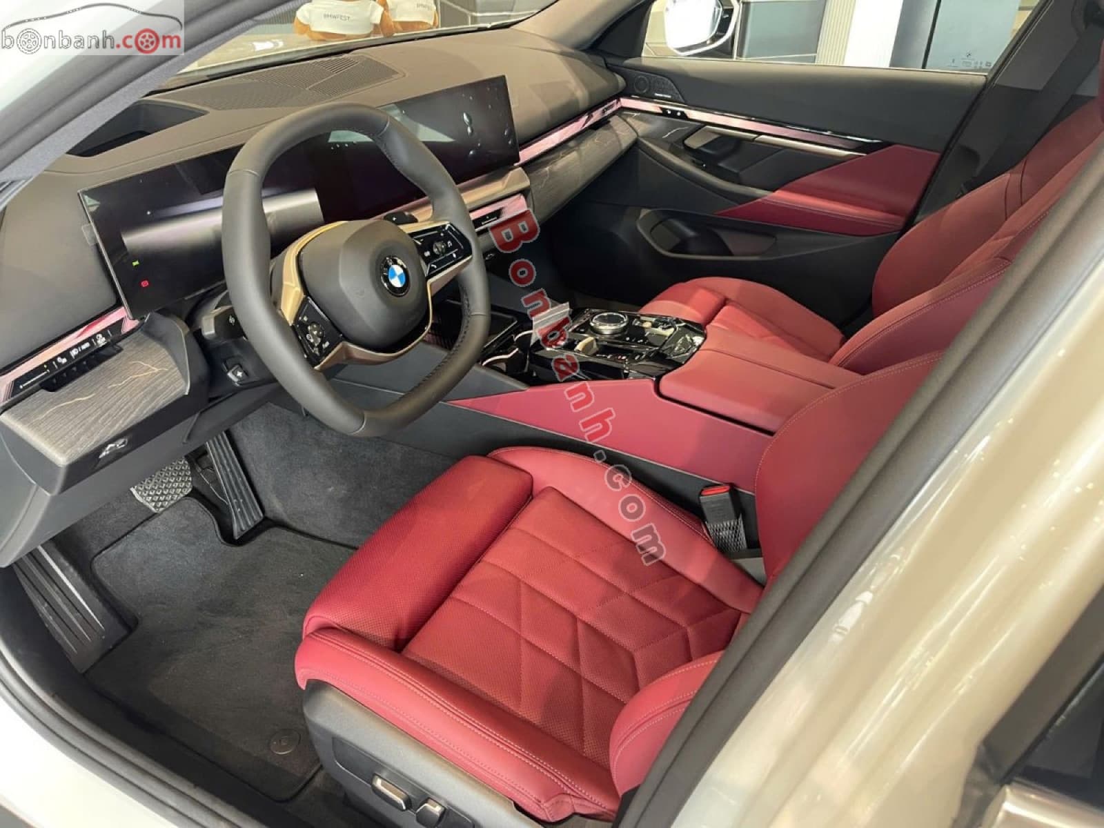 2026 BMW 5 Series 520i Premium - ảnh nhỏ 3