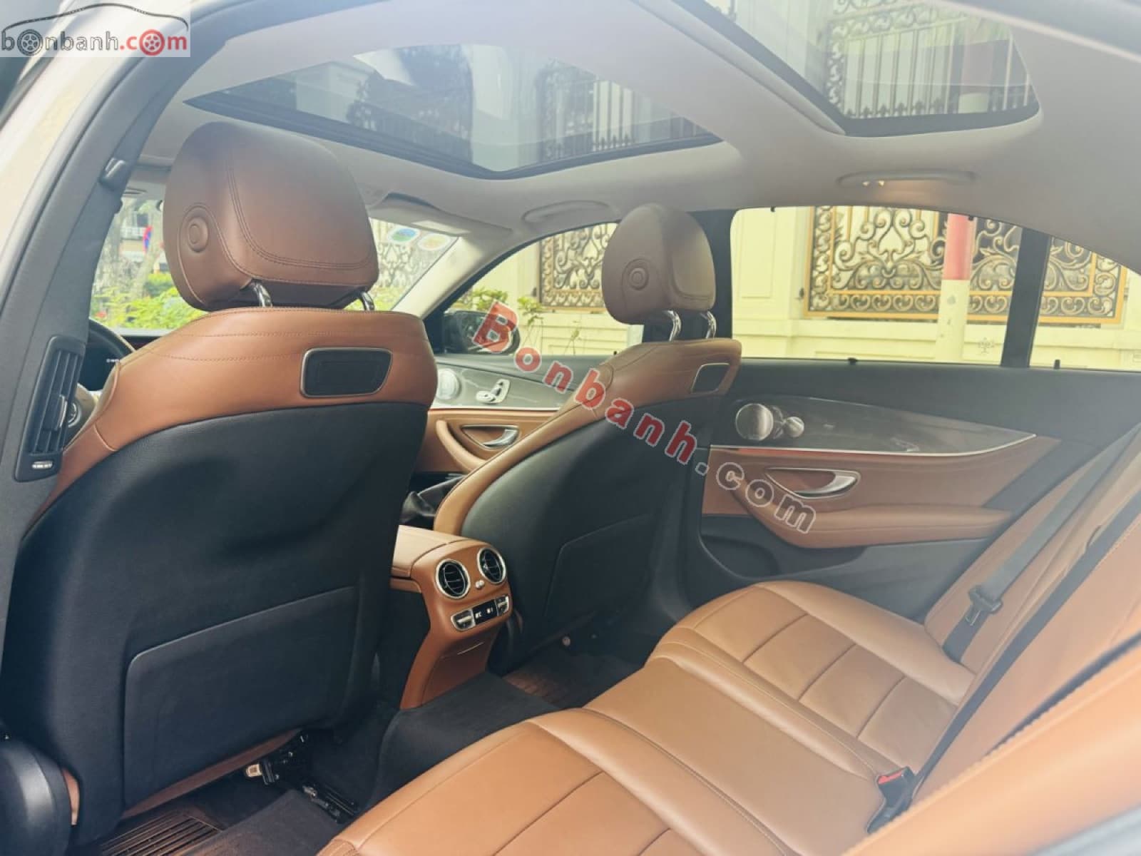 2020 Mercedes-Benz E class E300 AMG - ảnh nhỏ 8