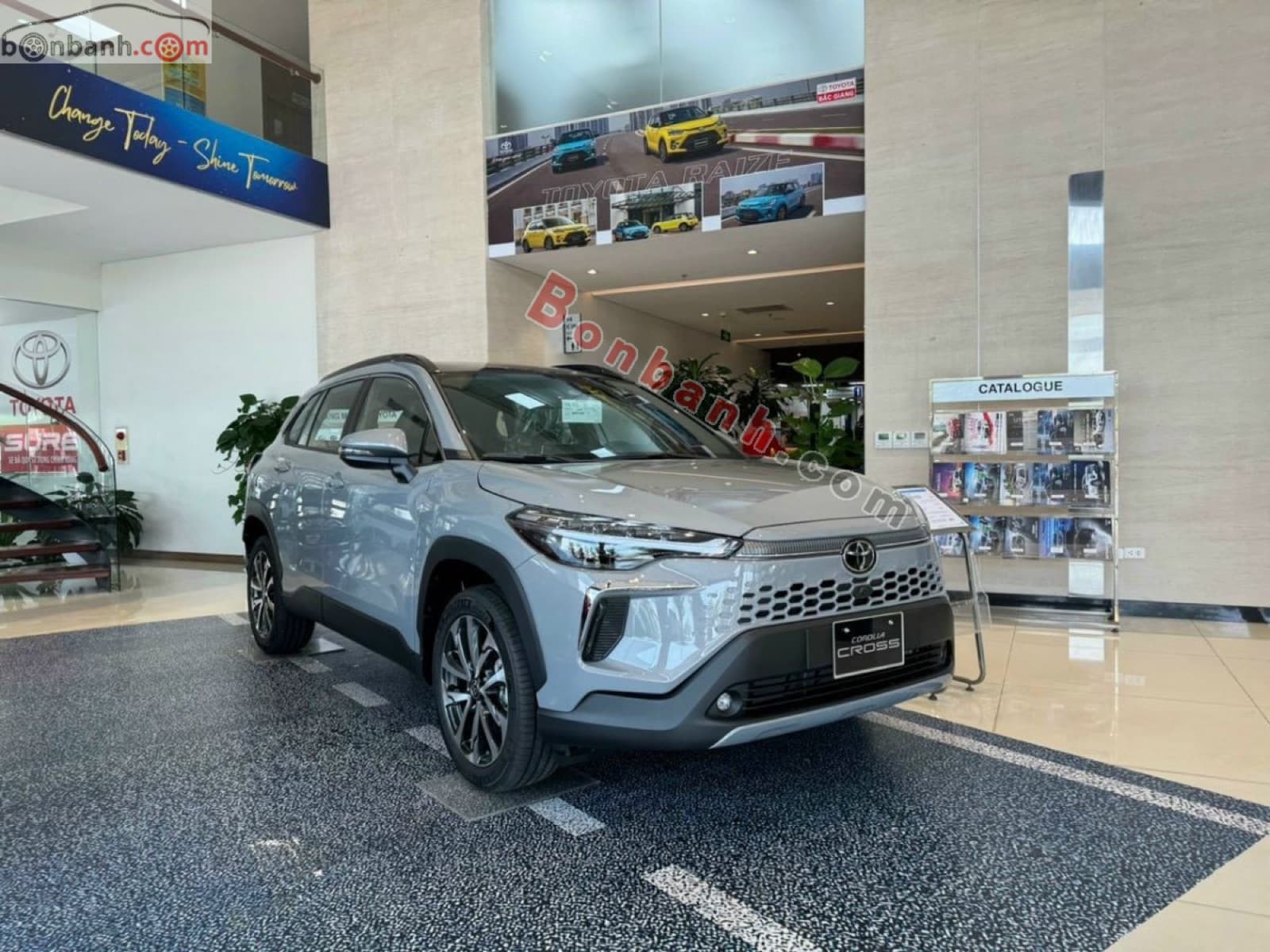 2026 Toyota Corolla Cross 1.8V - ảnh nhỏ 2