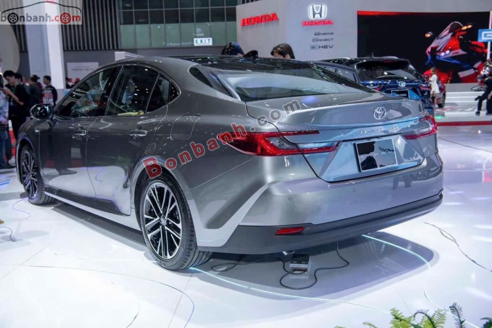 2026 Toyota Camry 2.5 HEV Top - ảnh nhỏ 3