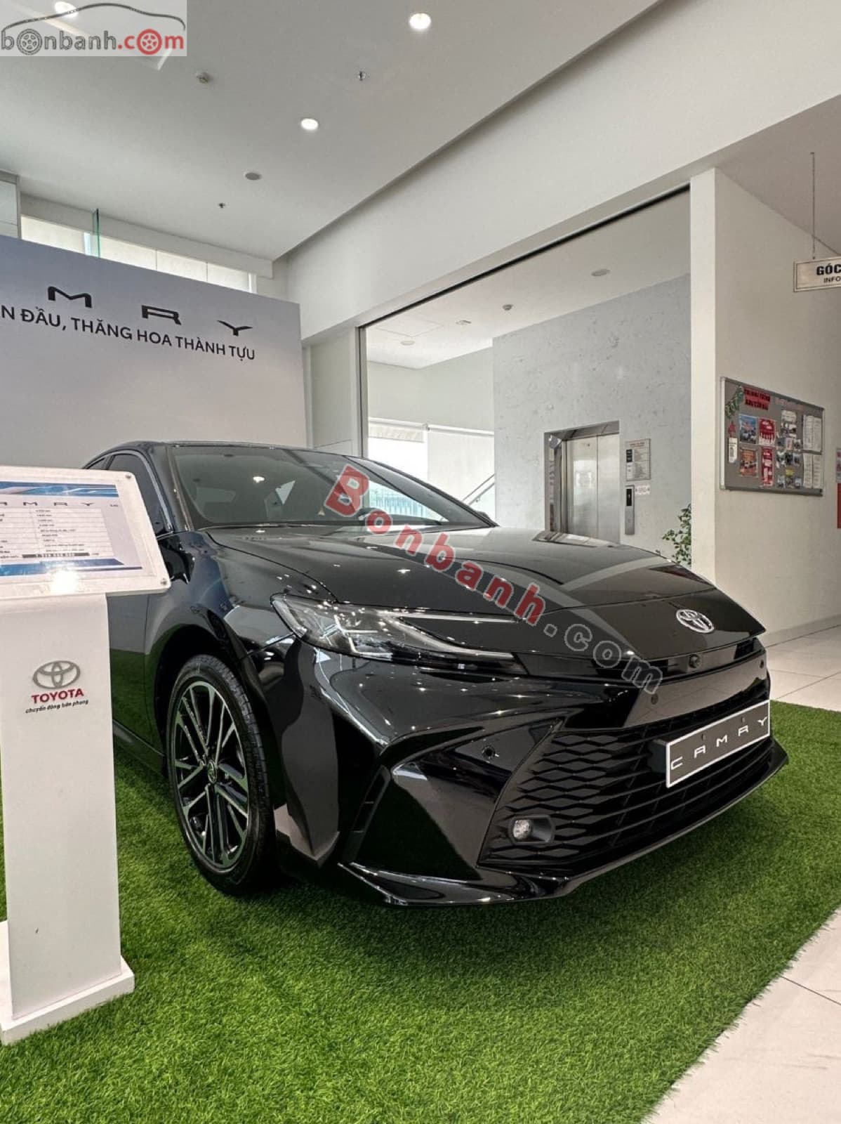 2026 Toyota Camry 2.5 HEV Mid - ảnh nhỏ 3
