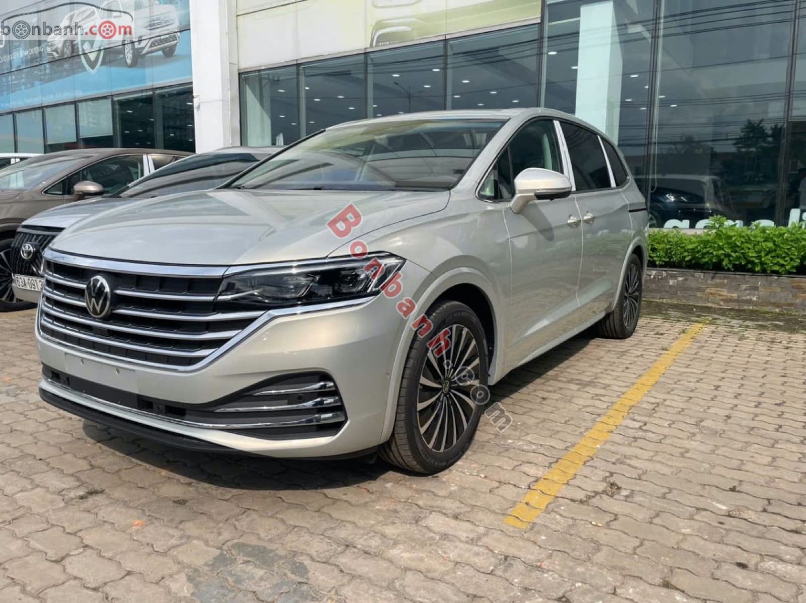 2025 Volkswagen Viloran Luxury - ảnh nhỏ 2