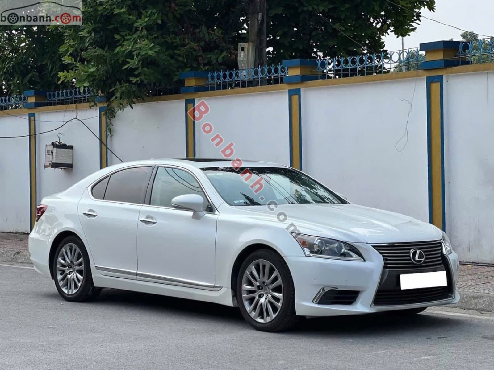 2016 Lexus LS 460L