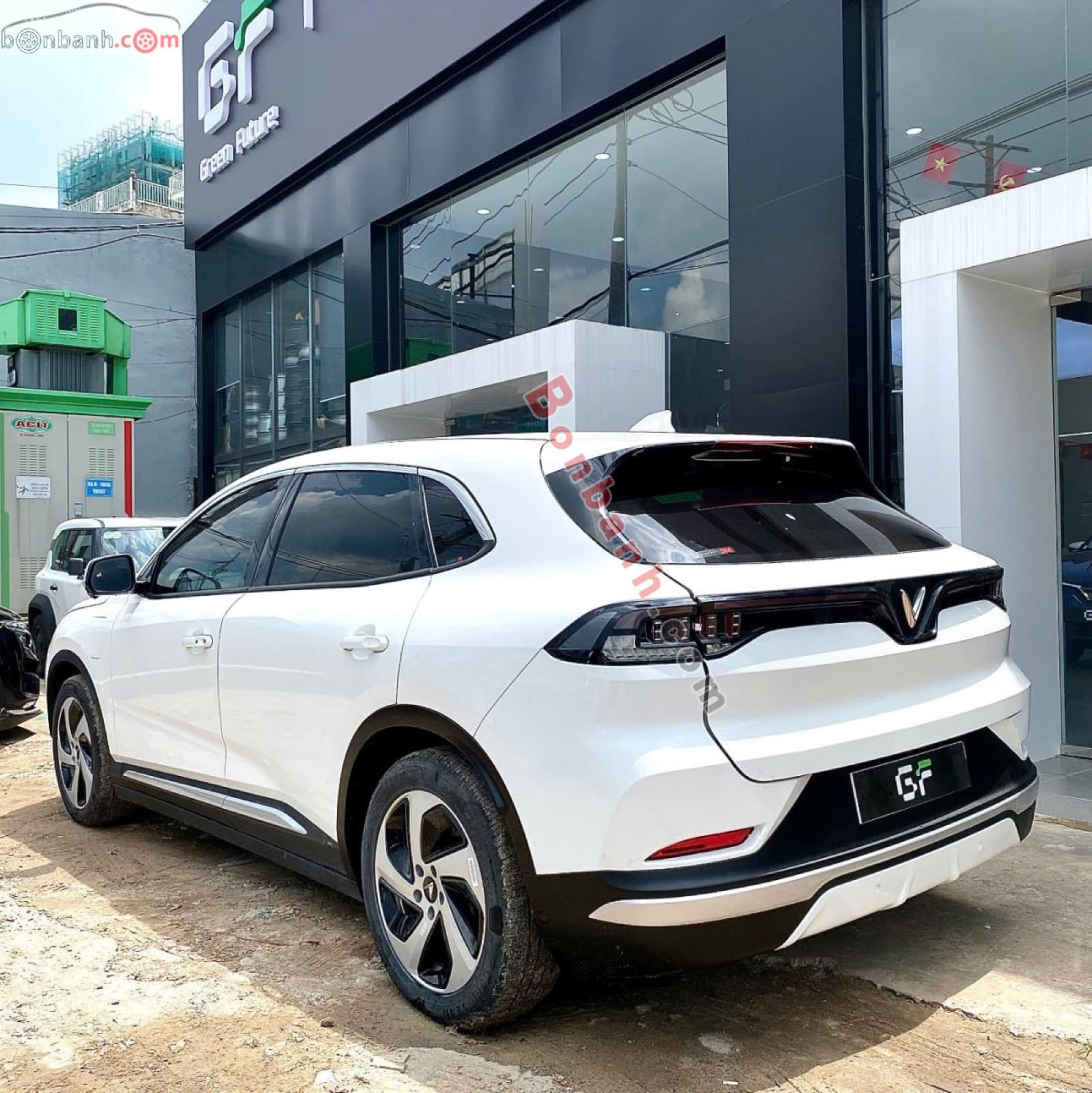 2023 VinFast VF8 Eco AWD - ảnh nhỏ 4