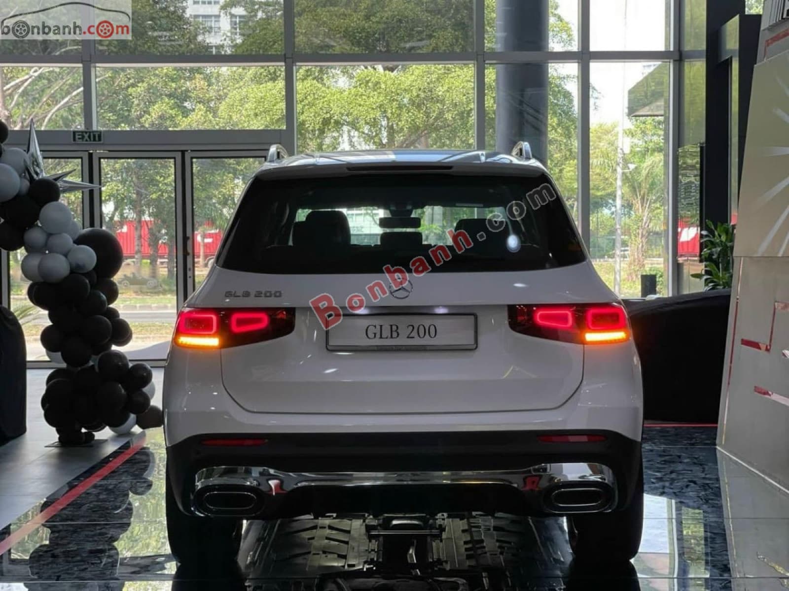 2025 Mercedes-Benz GLB 200 AMG - ảnh nhỏ 4