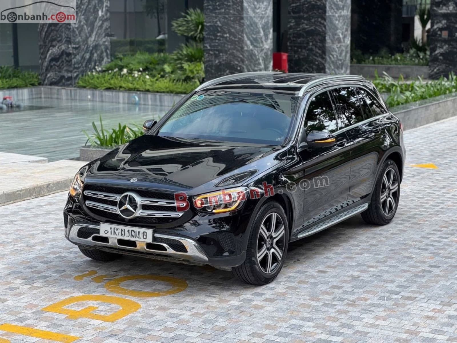 2021 Mercedes-Benz GLC 200 4Matic - ảnh nhỏ 3