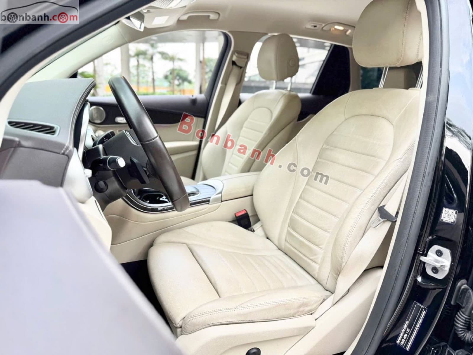 2021 Mercedes-Benz GLC 200 4Matic - ảnh nhỏ 7