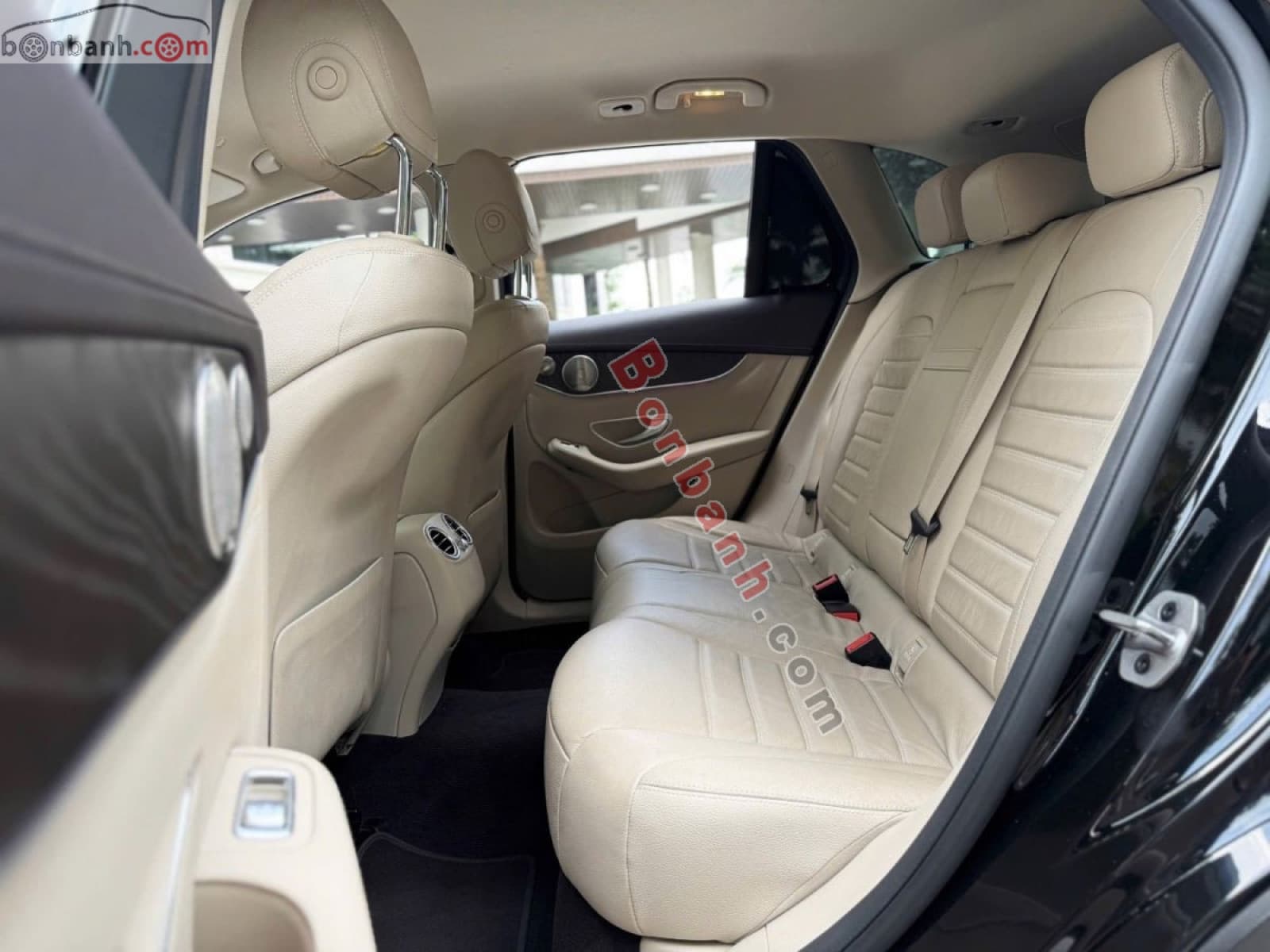 2021 Mercedes-Benz GLC 200 4Matic - ảnh nhỏ 8