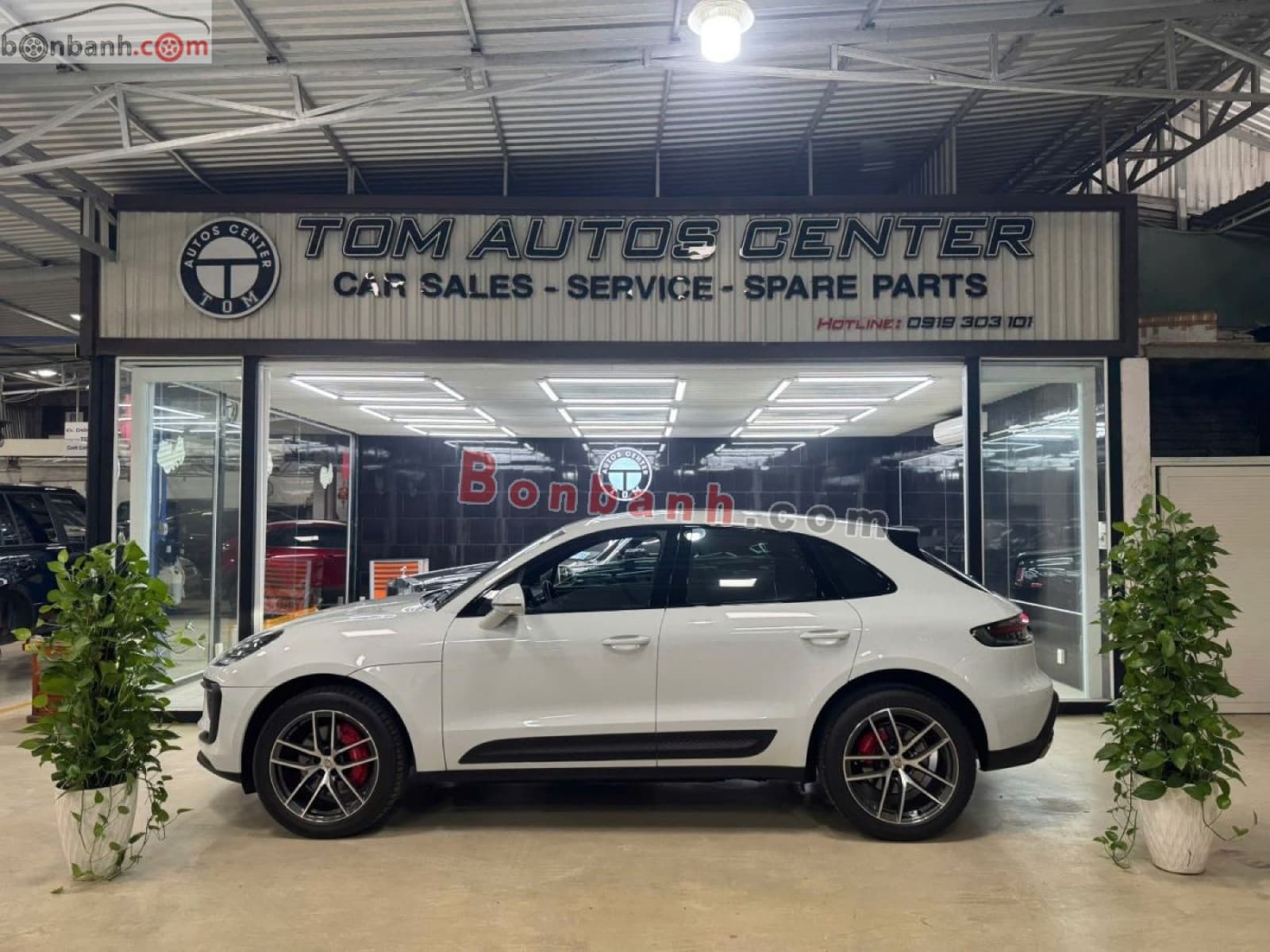 2022 Porsche Macan S