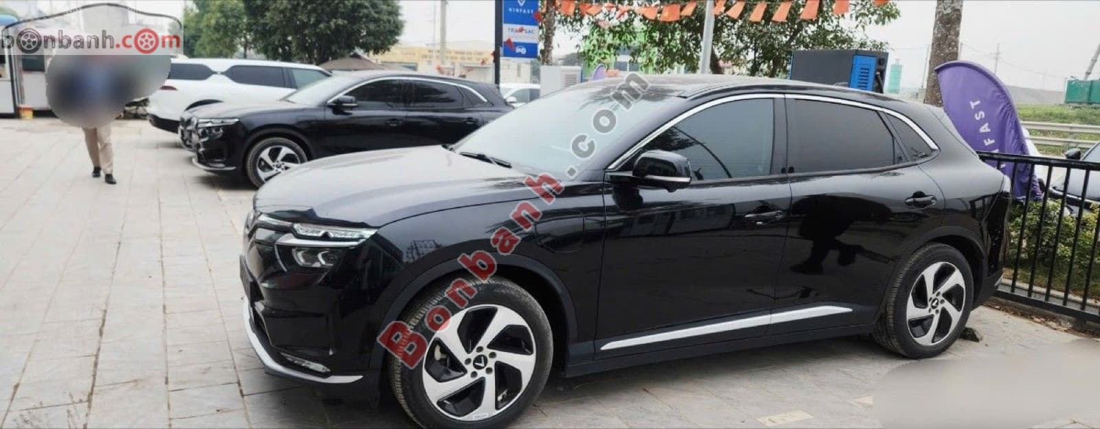 2023 VinFast VF8 Eco AWD