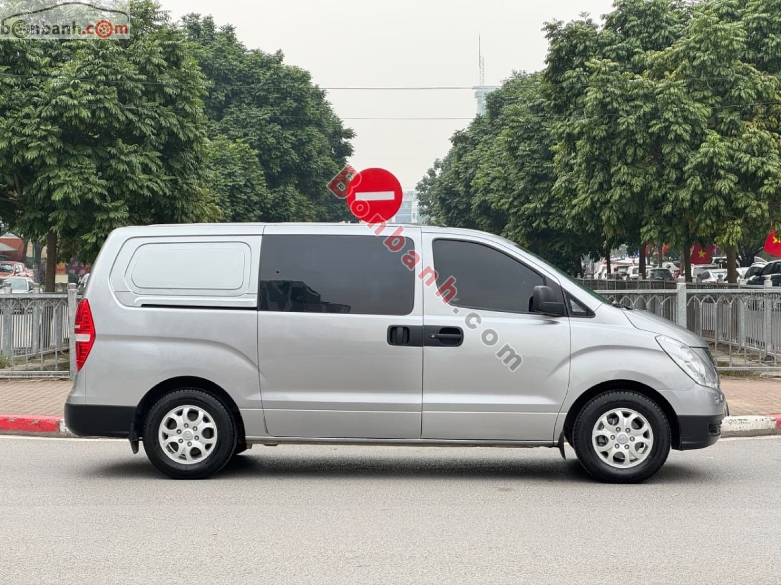 2014 Hyundai Grand Starex Van 2.5 MT - ảnh nhỏ 3