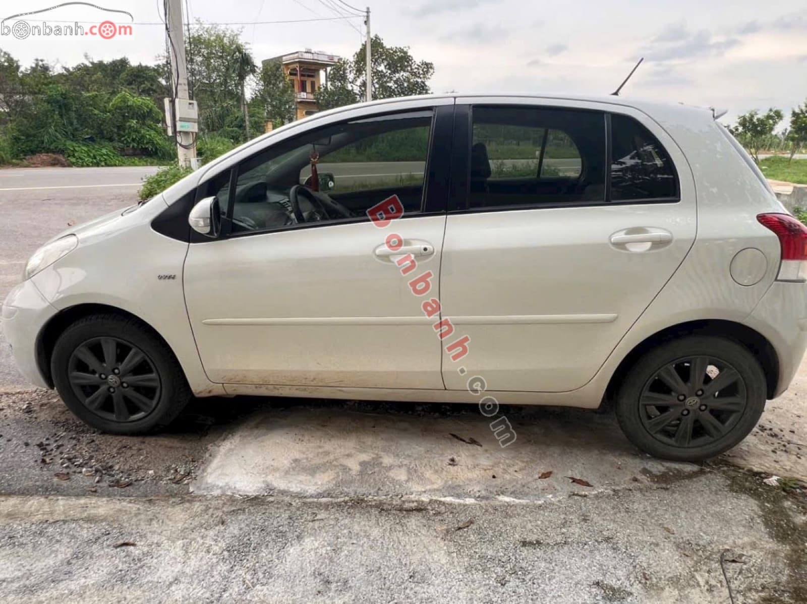2013 Toyota Yaris 1.5 AT
