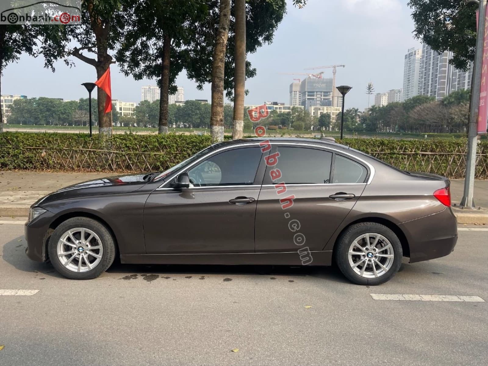 2015 BMW 3 Series 320i - ảnh nhỏ 4