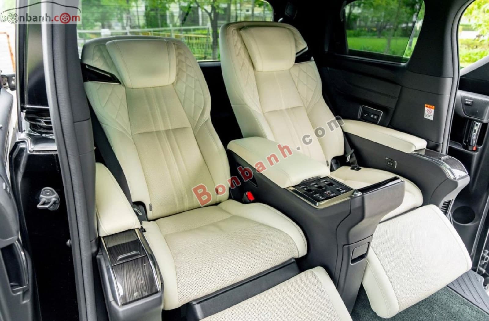 2020 Lexus LM 300h Royal Lounge - ảnh nhỏ 9