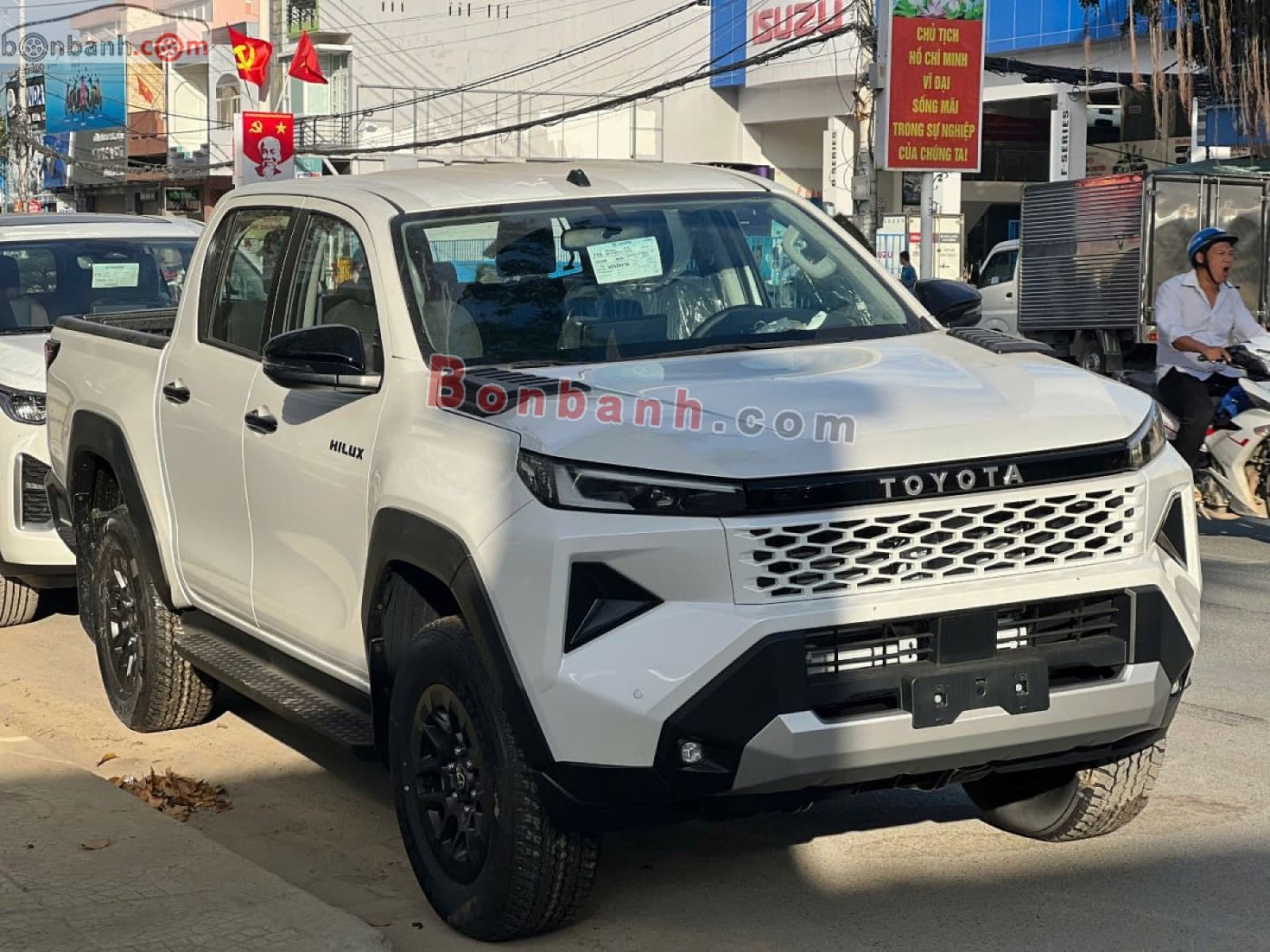 2026 Toyota Hilux Pro 2.8L 4x2 AT - ảnh nhỏ 2